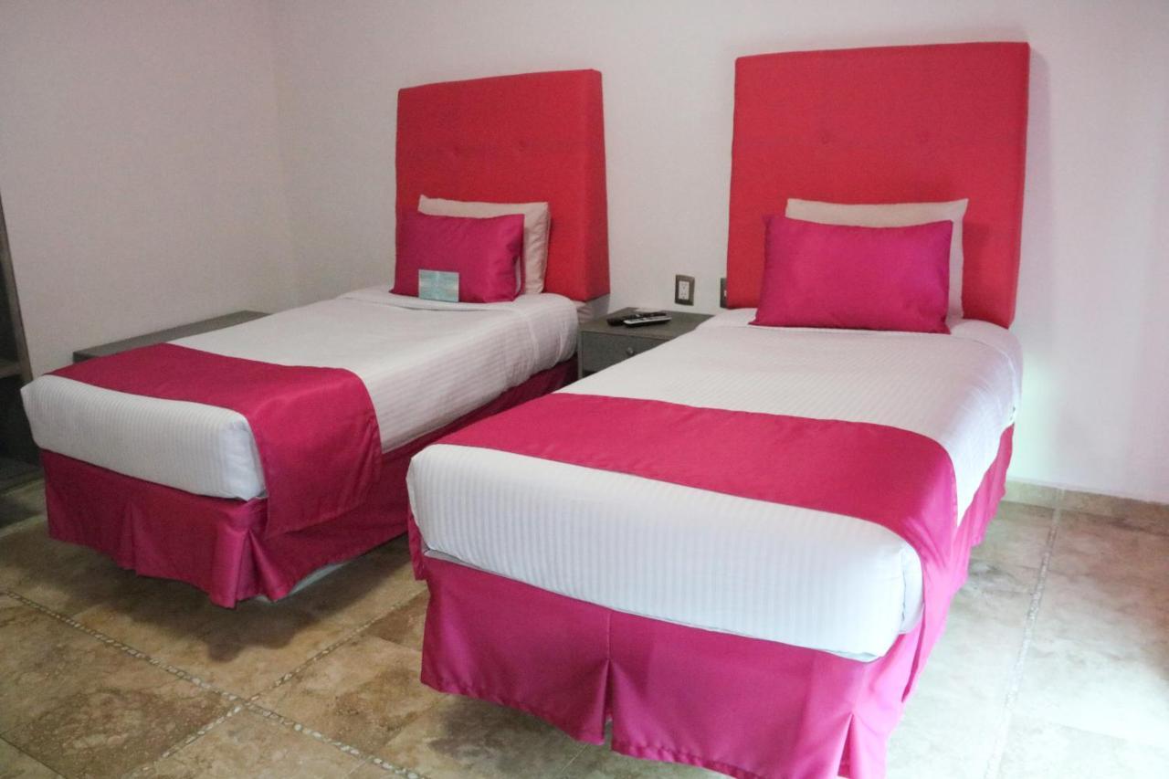 Miami Inn Nuevo Vallarta Buitenkant foto