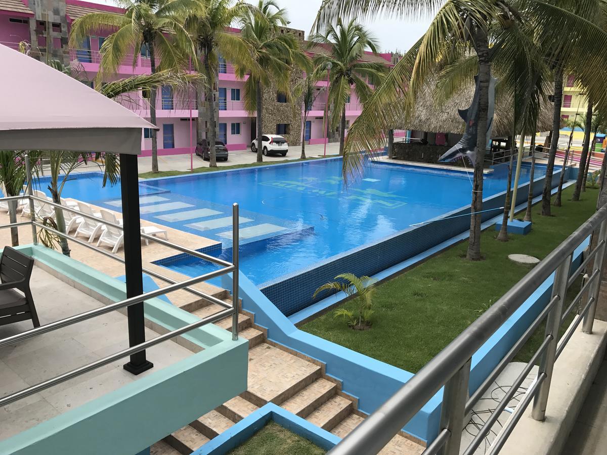Miami Inn Nuevo Vallarta Buitenkant foto